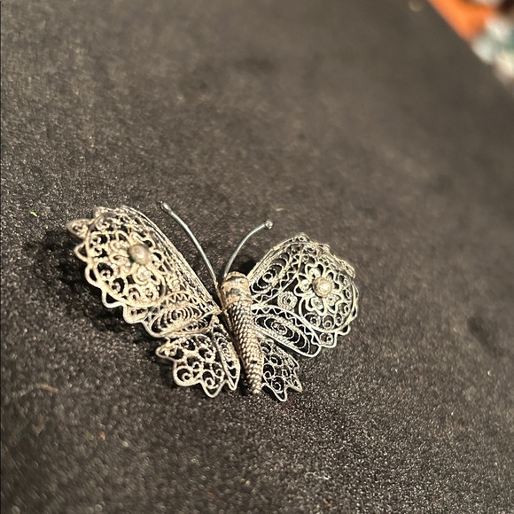 Vintage Silver Filigree Butterfly Brooch | 1930s - Picture 2 of 9
